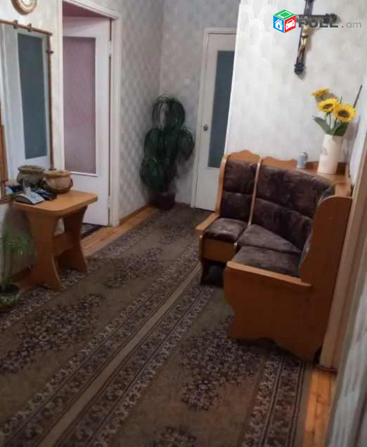 2 սենյականոց բնակարան Բագրատունյաց պողոտայում, 62 ք.մ., նախավերջին հարկ