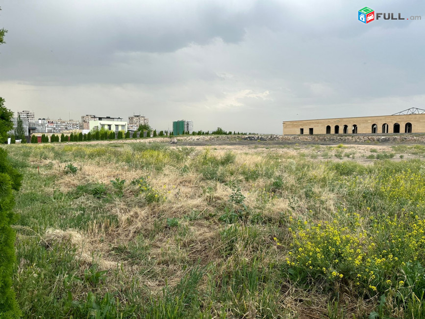 Վաճառվում է Հողատարածք  Աջափնյակ վարչական շրջանում Գ1  Թաղամաս  Նոր կառուցվող էլիտար բնակելի թաղամաս 300քմ.,