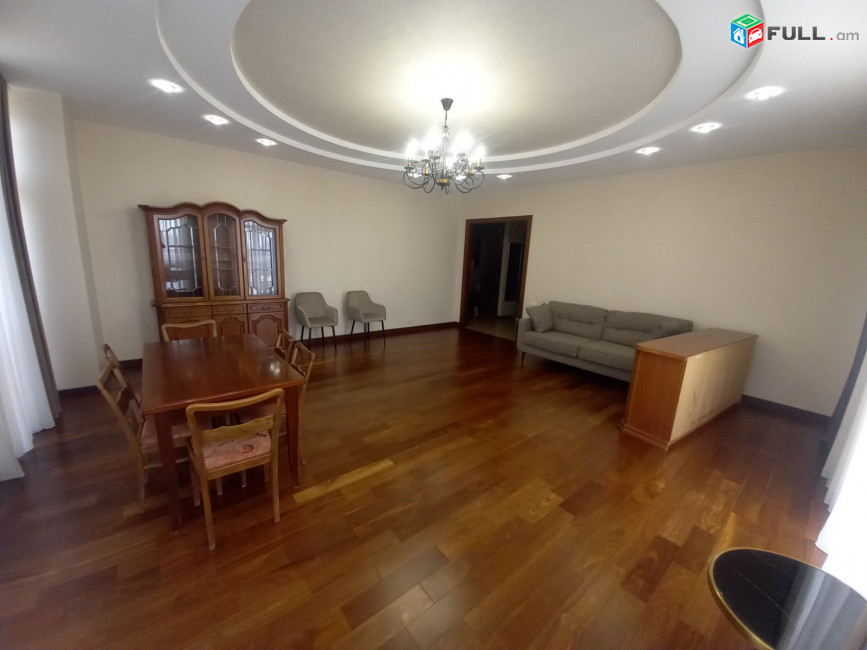 4 սենյականոց բնակարան նորակառույց շենքում Սայաթ Նովա պողոտայաում