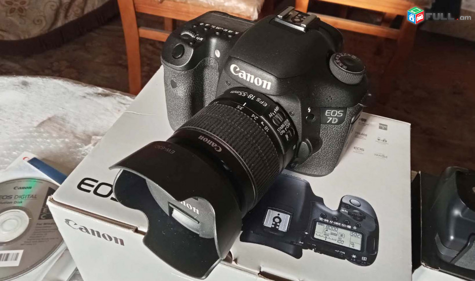 Canon 7d + canon 18-55mm is ii lens.
