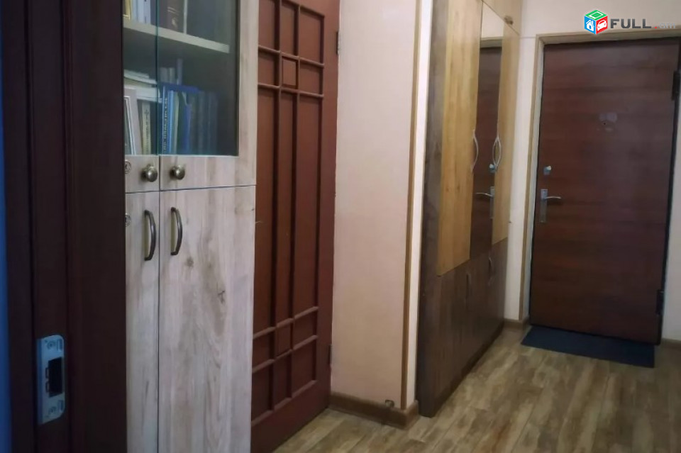 AV0133 Վարձով է տրվում 2 սենյականոց բնակարան Գարեգին Հովսեփյան փողոցում