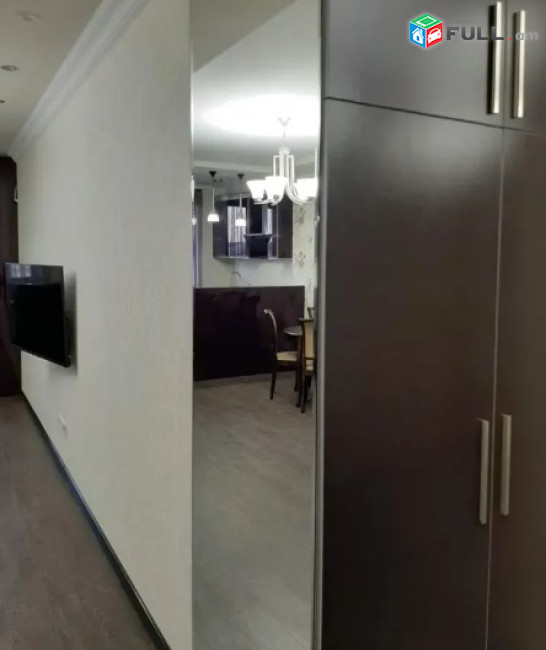 AV0153 Վարձով է տրվում 3 սենյականոց բնակարան Սունդուկյան փողոցում,նորակառույց