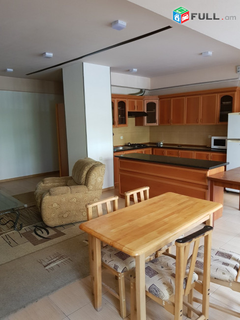 AV0189 Օրավարձով է տրվում 2 սենյականոց բնակարան Հրաչյա Քոչար փողոցում,նորակառույց