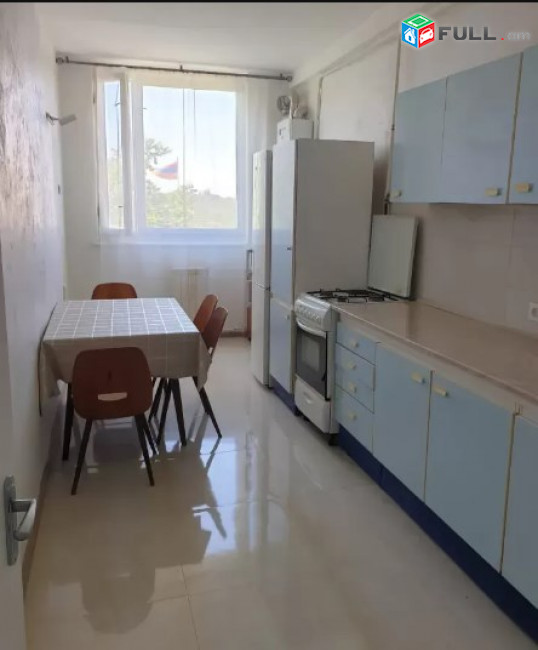  AV0419 Վարձով է տրվում 3 սենյականոց բնակարան Մարշալ Բաղրամյանի պողոտայում
