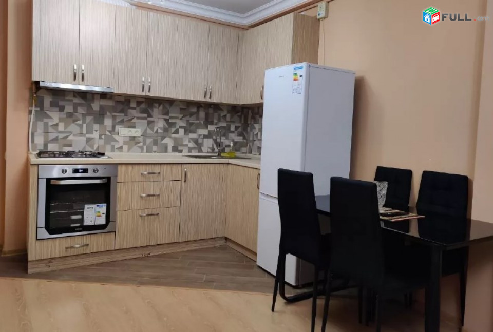 AV0562 Վարձով է տրվում 2 սենյականոց բնակարան Մոսկովյան փողոցում
