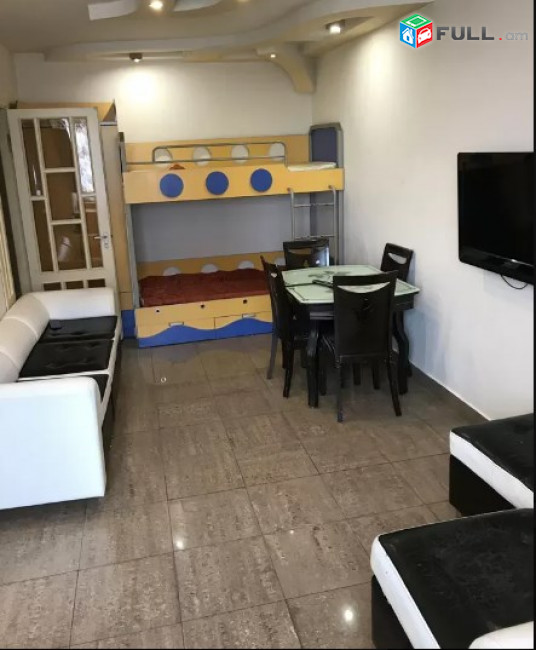 AV0564 Վարձով է տրվում 2 սենյականոց բնակարան Մովսես Խորենացու փողոցում