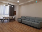 AV0694 Վարձով է տրվում 3 սենյականոց բնակարան Հրաչյա Ներսիսյանի փողոցում