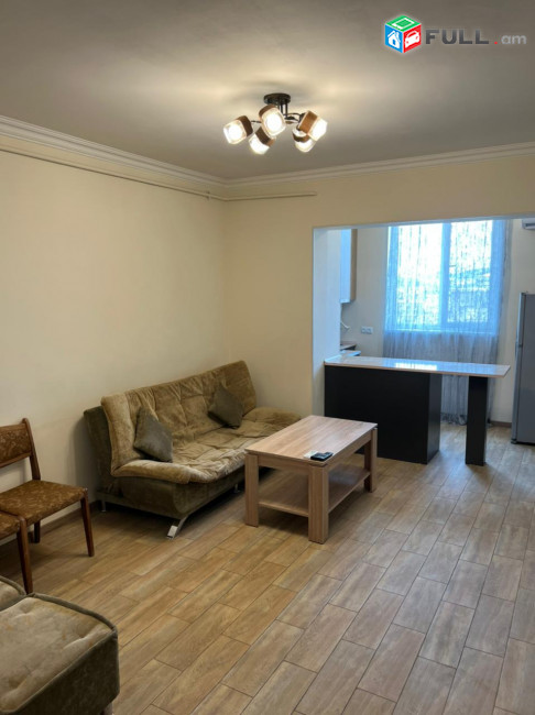 AV0909 Վարձով է տրվում 2 սենյականոց բնակարան Չեխովի փողոցում