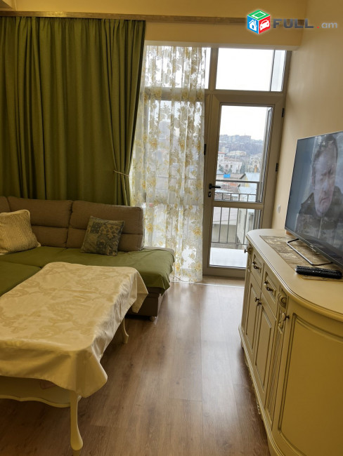 AV0919 Վարձով է տրվում 2 սենյականոց բնակարան Վերին Անտառային փողոցում