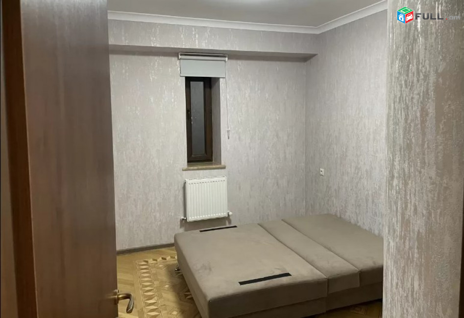 AV0524 Վարձով է տրվում 3 սենյականոց բնակարան Դերենիկ Դեմրճյանի փողոցում