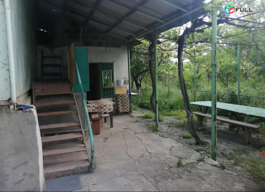 Վաճառվում է տնամերձ հողատարածք Աշտարակի շրջանի Աղձք (Ձորափ) գյուղում
