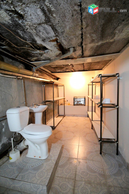 Վաճառվում է 3 սենյականոց բնակարան Արաբկիրում, Վաղարշյան փողոցում, 144 ք.մ.