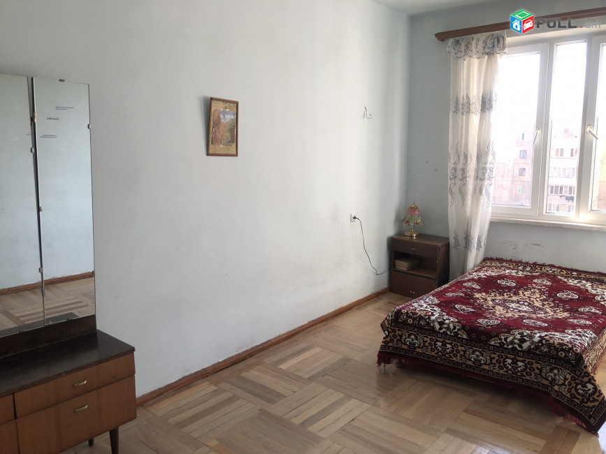 2 սենյականոց բնակարան Աջափնյակում, 64 ք.մ., մասնակի վերանորոգում