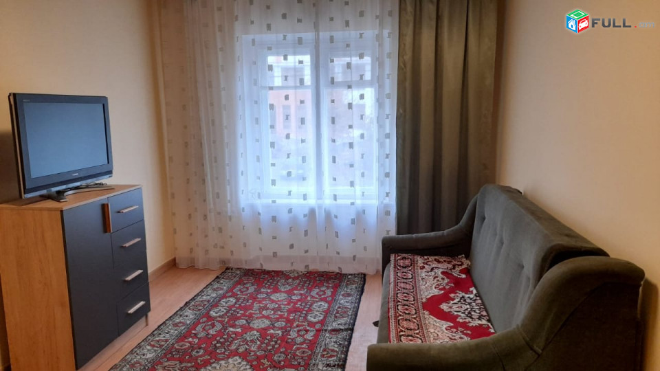 Տրվում է վարձով բնակարան