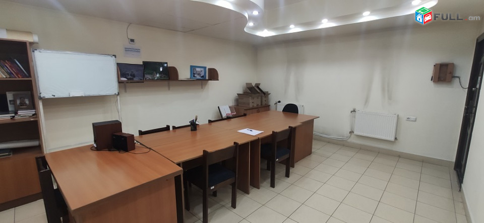 Նալբանդյան փող 1-ին գիծ,կիսանկուղային տարածք,233քմ,8սենյակ գրասենյակ է,բոլոր անհրաժեշտ համակարգերով