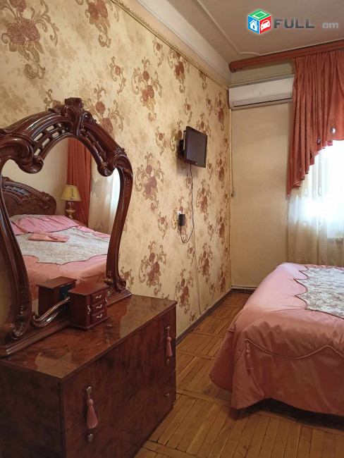 3 սենյականոց բնակարան Շևչենկոյի փողոցում, 78 քմ, կապիտալ վերանորոգված