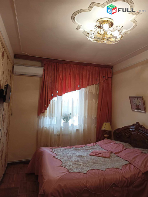 3 սենյականոց բնակարան Շևչենկոյի փողոցում, 78 քմ, կապիտալ վերանորոգված