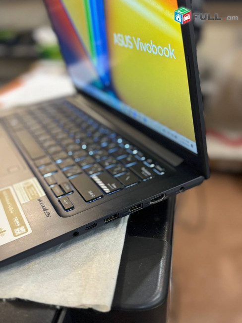 ASUS Vivobook 14 X1404 i7-1355U 16GB SSD M2 NVMe 256GB 14" FHD IPS Notebook ноутбук Նոթբուք Laptop 13gen