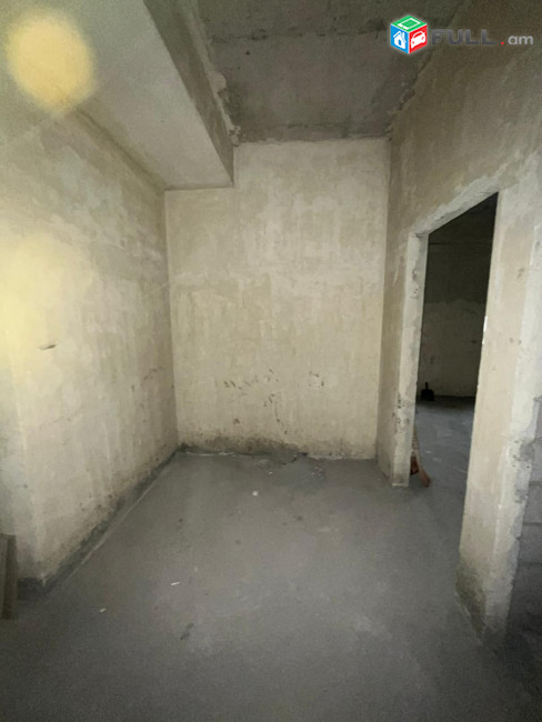 3 սենյականոց բնակարան նորակառույց շենքում Օրբելի եղբայրների փողոցում, 108 ք.մ., 2 սանհանգույց