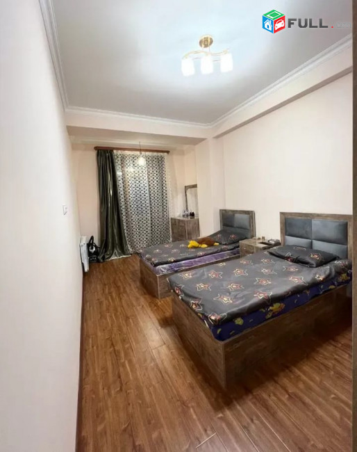 4 սենյականոց բնակարան նորակառույց շենքում Նիկողայոս Ադոնցի փողոցում, 98 ք.մ., 2 սանհանգույց Նիկողայոս Ադոնցի փողոց, Երևան