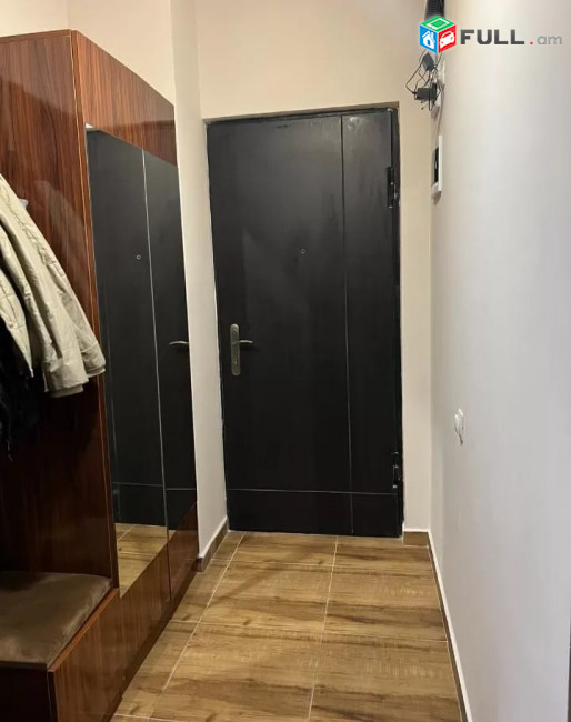 4 սենյականոց բնակարան նորակառույց շենքում Նիկողայոս Ադոնցի փողոցում, 98 ք.մ., 2 սանհանգույց Նիկողայոս Ադոնցի փողոց, Երևան