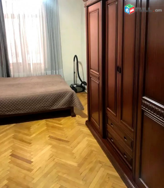 ԿՕԴ 8347 / Խորենացու փողոց