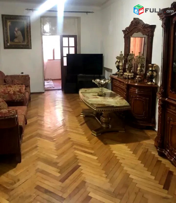 ԿՕԴ 8347 / Խորենացու փողոց