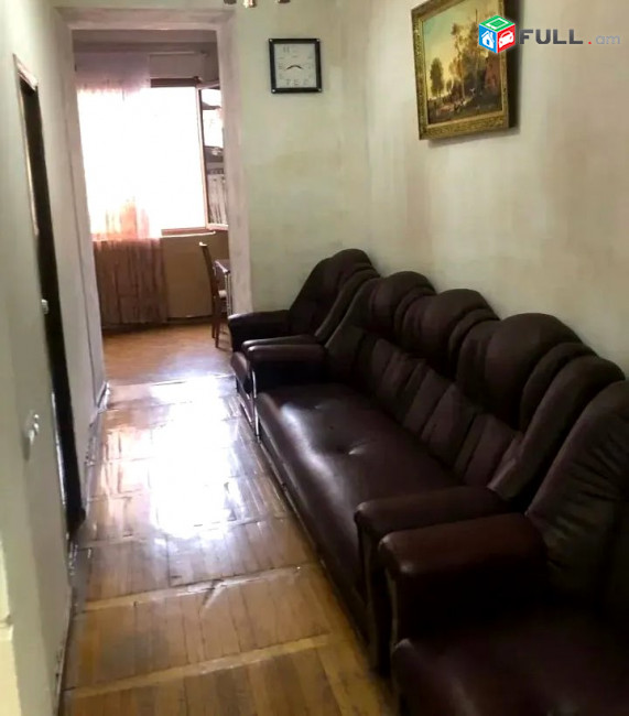 ԿՕԴ 8347 / Խորենացու փողոց
