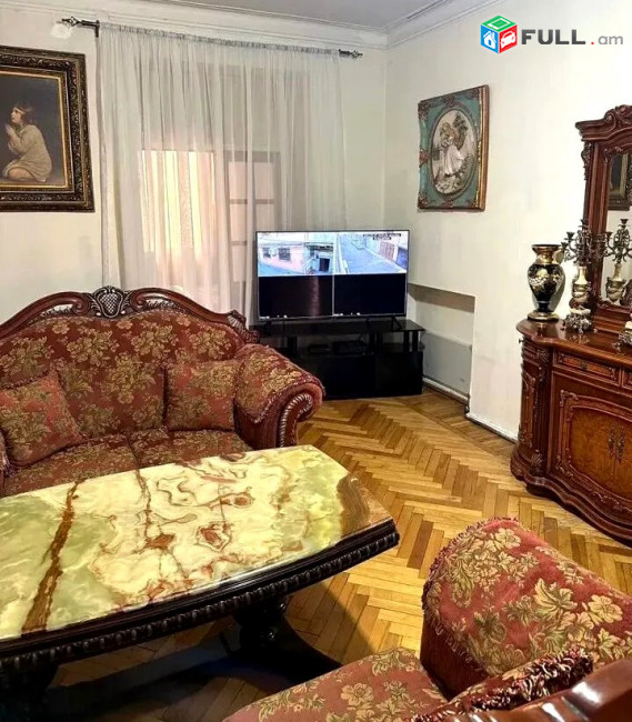 ԿՕԴ 8347 / Խորենացու փողոց