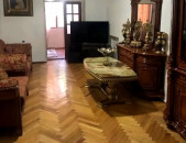 ԿՕԴ 8347 / Խորենացու փողոց