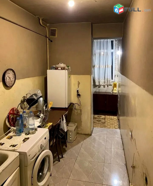ԿՕԴ 8372 / Բաշինջաղյան փողոց