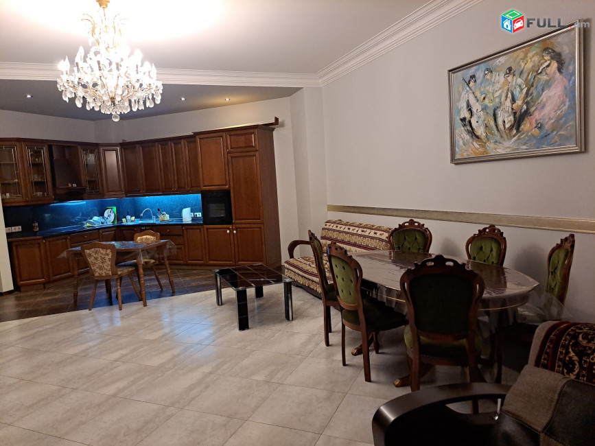 Сдается в аренду 3-х комнатная квартира в новостройке в центре Еревана ул. Амиряна 27