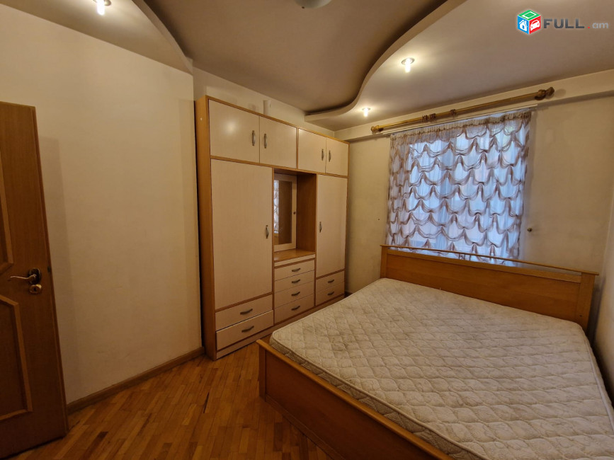 3 սենյականոց բնակարան նորակառույց շենքում Վիկտոր Համբարձումյան փողոցում, 90 ք.մ., 2 սանհանգույց