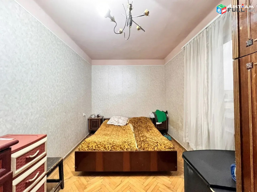 3 սենյականոց բնակարան Արտաշիսյան փողոցում, 78 ք.մ., նախավերջին հարկ, կոսմետիկ վերանորոգում