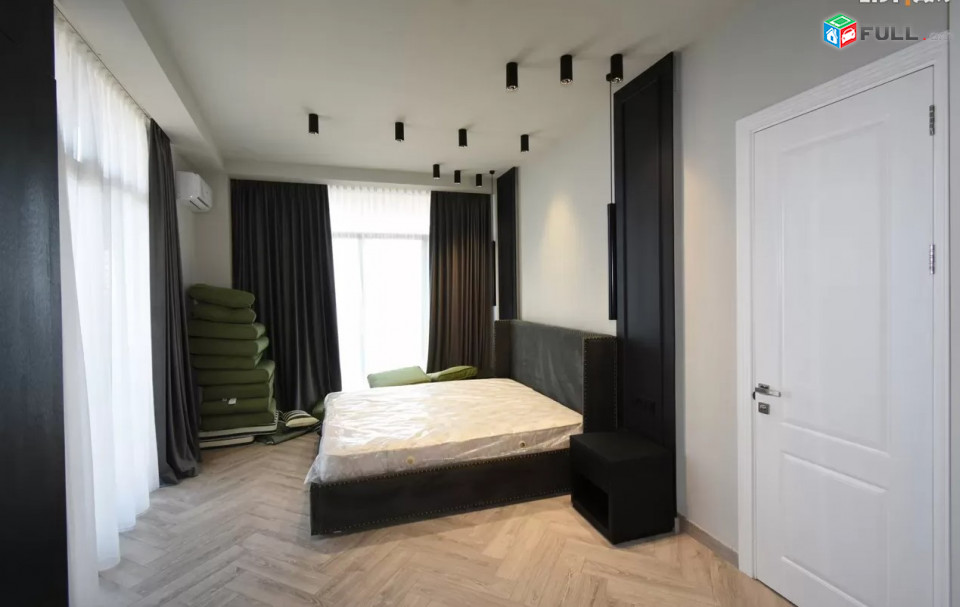 IN0101 Ընդարձակ 4 սենյականոց բնակարան նորակառույց շենքում Ձորափի փողոցում