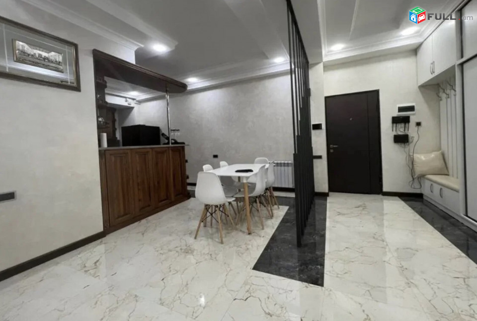 IN0143 Վարձով 4 սենյականոց բնակարան նորակառույց շենքում Օրբելի եղբայրների փողոցում