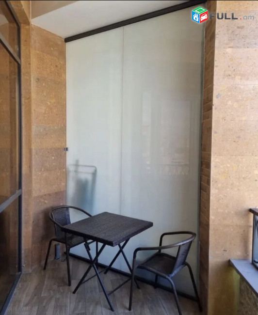 IN0148 Վարձով 2 սենյականոց բնակարան նորակառույց շենքում Սասնա Ծռերի փողոցում