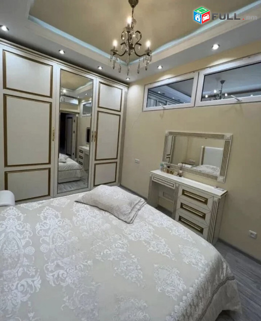 IN0157 Վարձով 3 սենյականոց բնակարան նորակառույց շենքում Ամիրյան փողոցում
