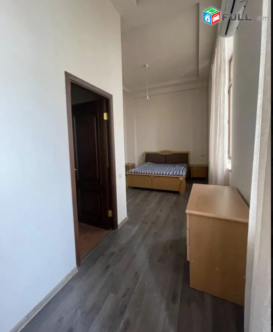 IN0163 Վարձով 3 սենյականոց բնակարան նորակառույց շենքում Արգիշտի փողոցում