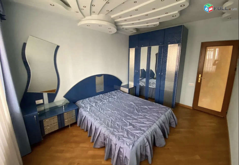 IN0201 Վարձով 3 սենյականոց բնակարան նորակառույց շենքում Հակոբ Պարոնյանի փողոցում