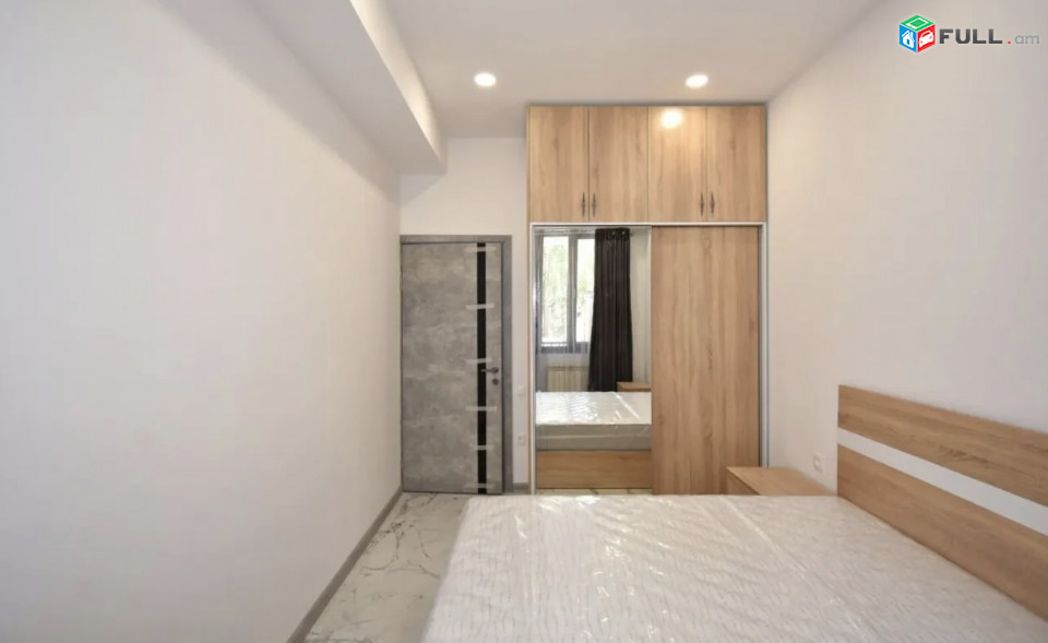 IN0258 Վարձով 3 սենյականոց բնակարան նորակառույց շենքում Սարյանի փողոցում