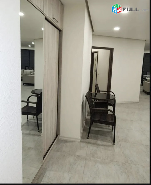 IN0268 Վարձով 4 սենյականոց բնակարան նորակառույց շենքում Մարո Մարգարյան փողոցում