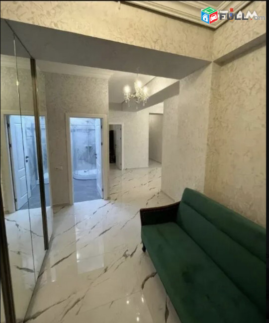 IN0274 Վարձով 4 սենյականոց բնակարան նորակառույց շենքում Մալխասյանց փողոցում