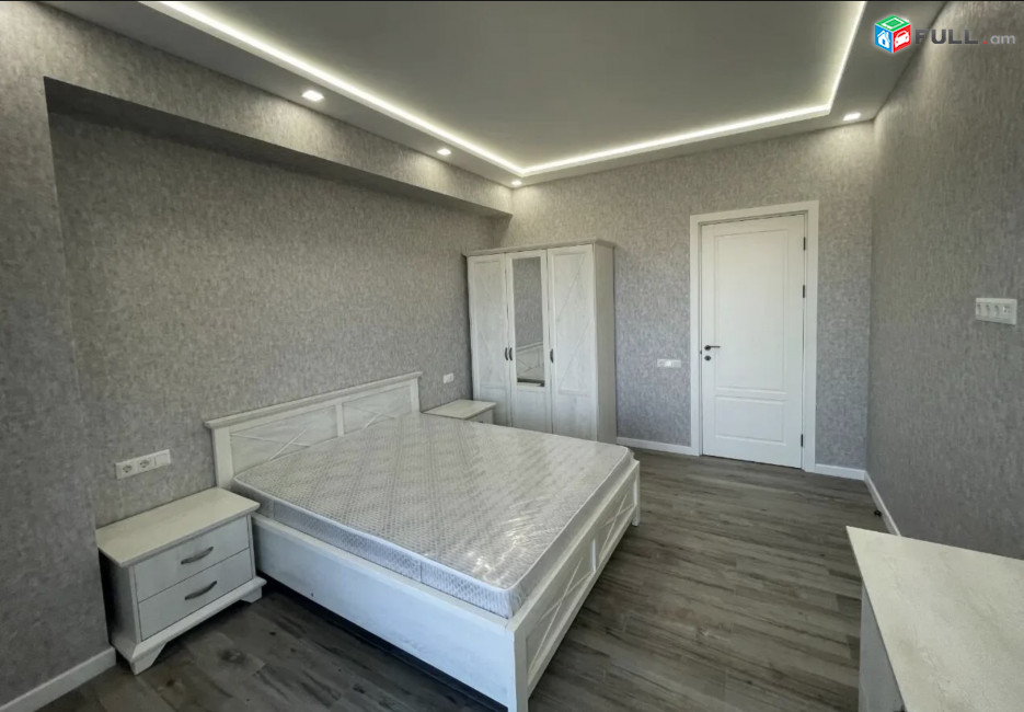 IN0288 Վարձով 2 սենյականոց բնակարան նորակառույց շենքում Հակոբ Պարոնյանի փողոցում