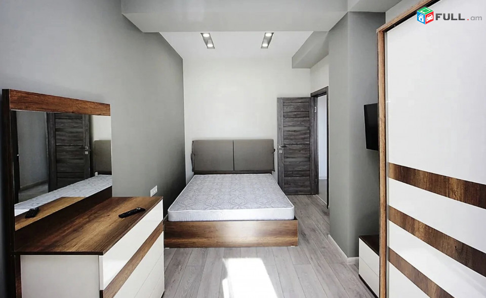 IN0334 Վարձով 3 սենյականոց բնակարան նորակառույց շենքում Վերին Անտառային փողոցում