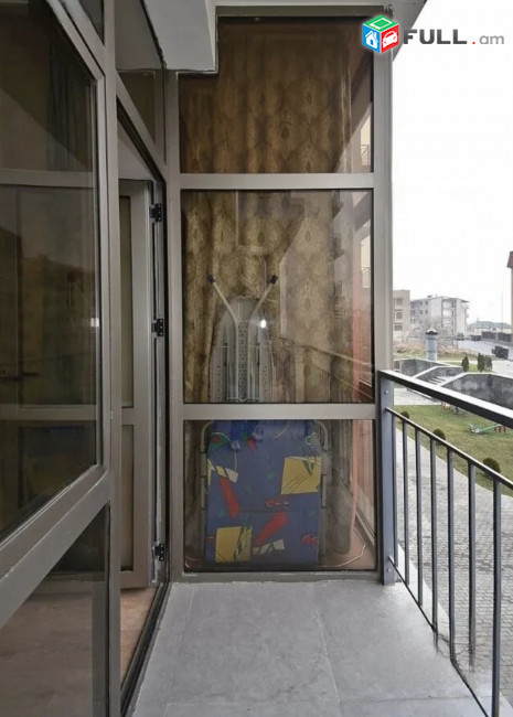 IN0391 Վարձով 2 սենյականոց բնակարան նորակառույց շենքում Վերին Անտառային փողոցում