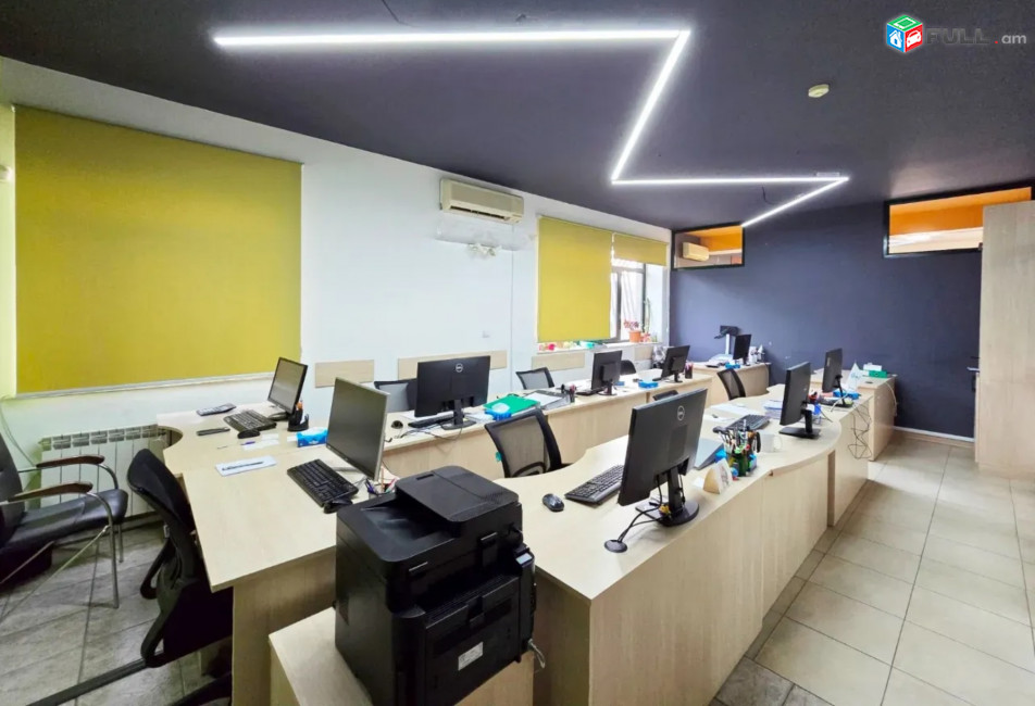 IN0673  Գրասենյակային տարածք Չարենցի փողոցում կենտրոնում