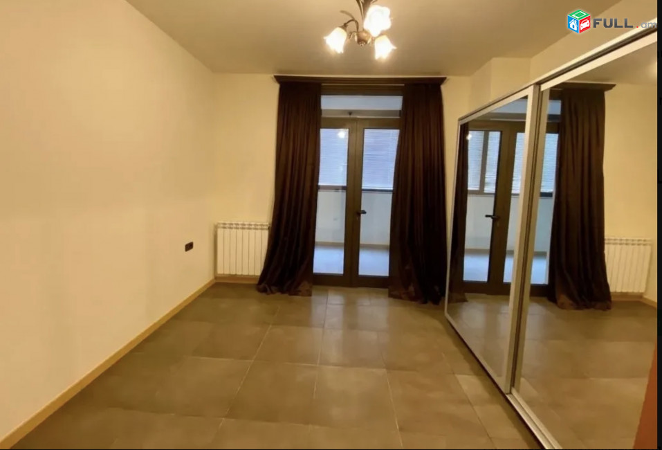 IN0685  Վարձով 3 սենյականոց բնակարան նորակառույց շենքում Վազգեն Սարգսյան փողոցում