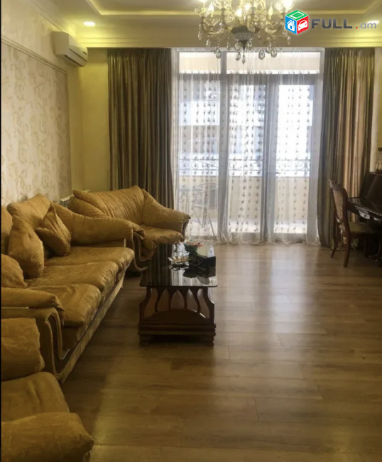 IN0691 Վարձով 3 սենյականոց բնակարան նորակառույց շենքում Արամի փողոցում