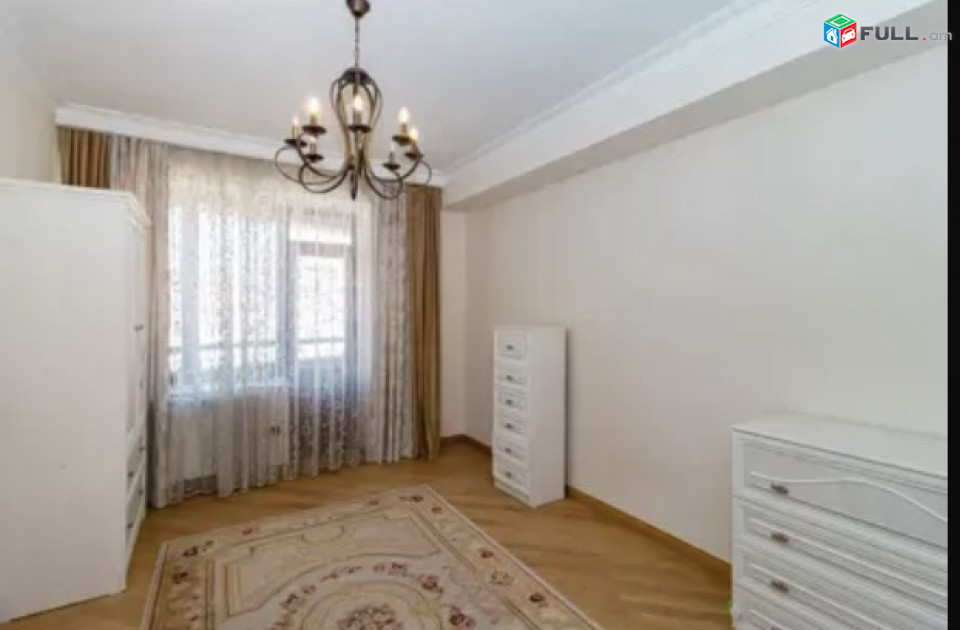 IN0703 Ընդարձակ 4 սենյականոց բնակարան նորակառույց շենքում Տերյան փողոցում